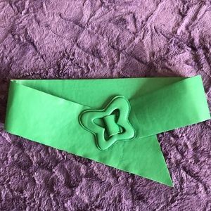 FABULOUS Leather Belt in Kelly Green (SO SOFT!)